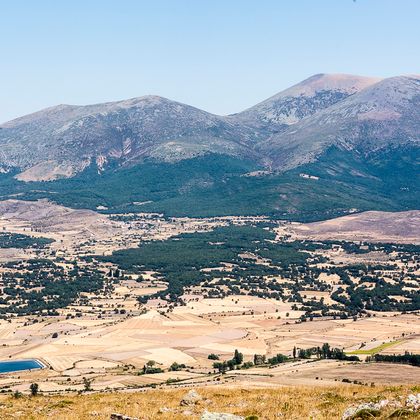 Foto La Cueva de Ágreda, Soria. Moncayo