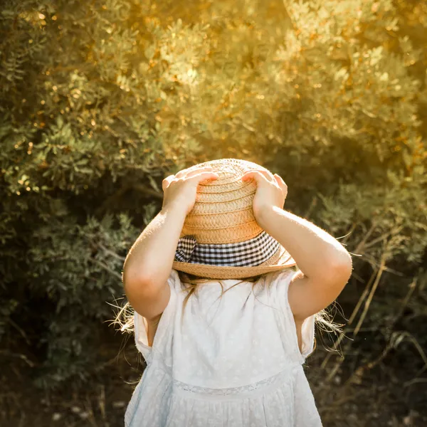 Sesión de fotos infantil y familiar en exterior en Mallorca