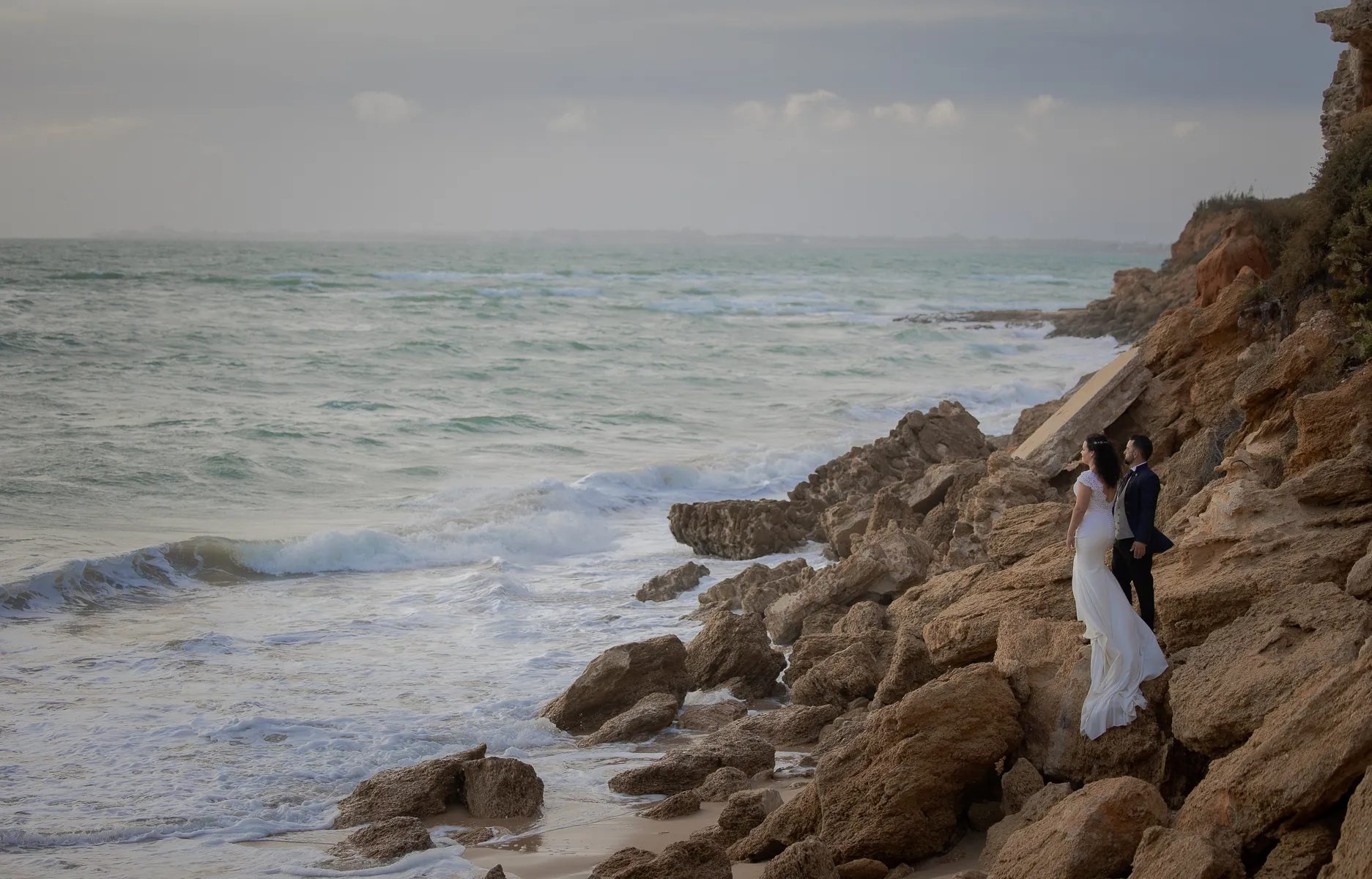 Sesión Postboda en la playa de la Muralla. Cristina y Antonio. Sept 2022