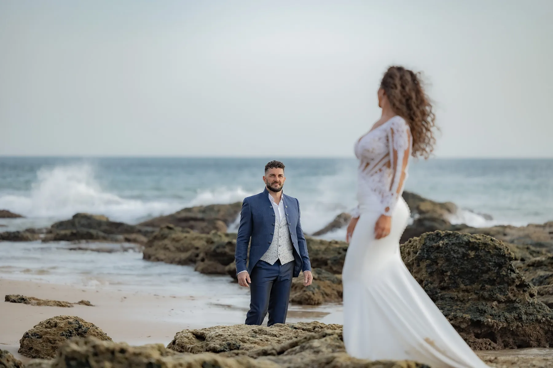 Postboda de Mari y Víctor en Cala de Roche: 