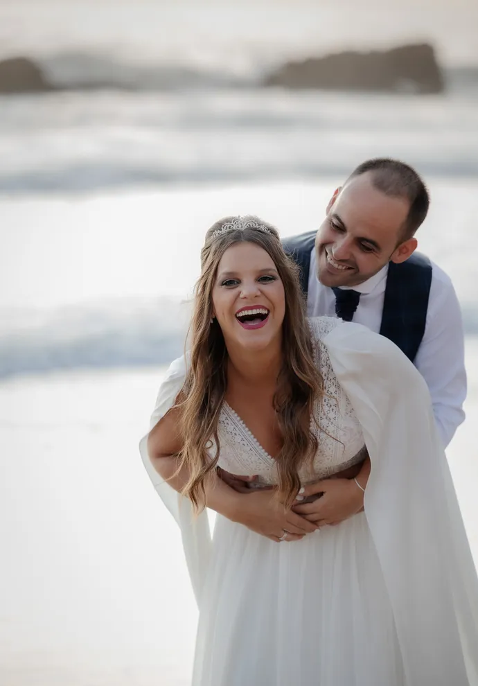 Postboda en las Playas de Conil: Descubriendo Las Calas de Roche