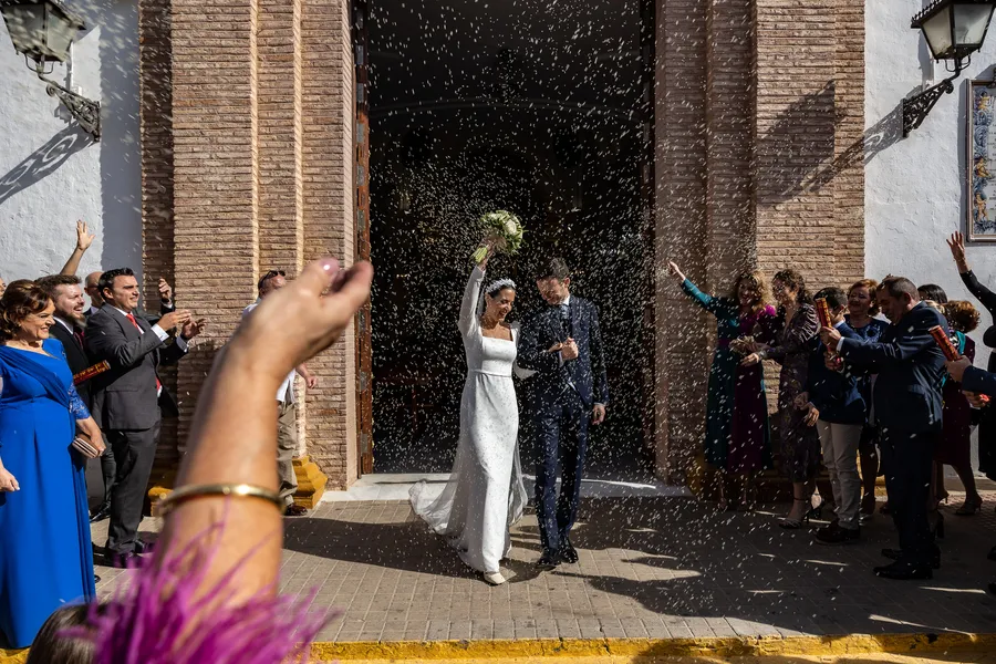 Boda de Otoño en Villaverde del Río: El Evento de Rosario y Jesús. La salida