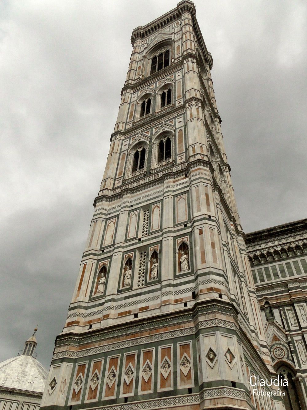 Campanile della Cattedrale di Santa Maria del Fiore, Florencia, Italia. (2012)