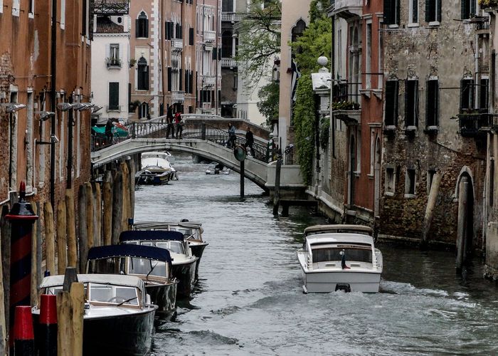 los canales pintorescos de Venecia