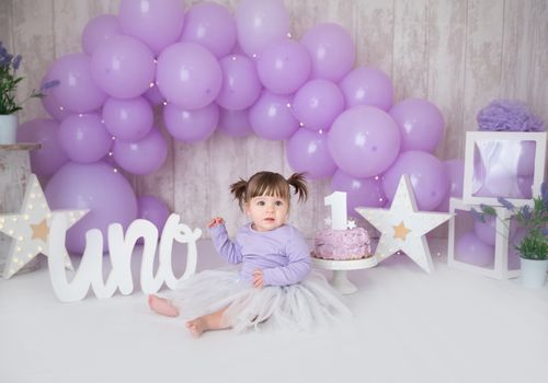 estudio fotográfico en Cantabria, reportaje smash cake, fotos primer año, fotografía de estudio, fotógrafo en Santander
