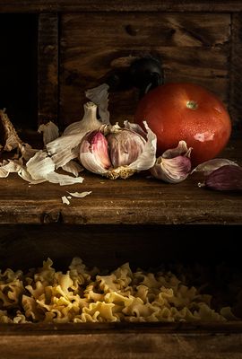 Composizione Still Life (pasta e verdure) | Dani Vottero, fotografo gastronomico
