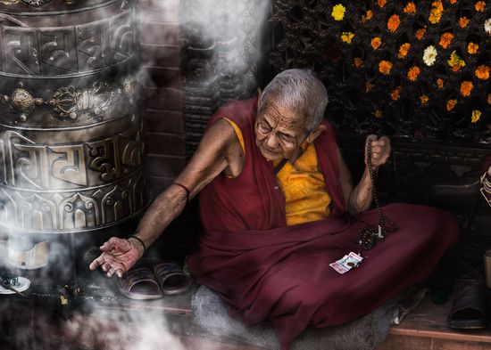 Donna a Bodhnath (Kathmandu, Nepal) | Personae | Dani Vottero