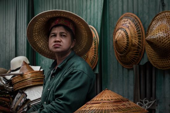 Vendedora de Sombreros, Damnoen Saduak (Tailandia - 2017) | Personae | Dani Vottero