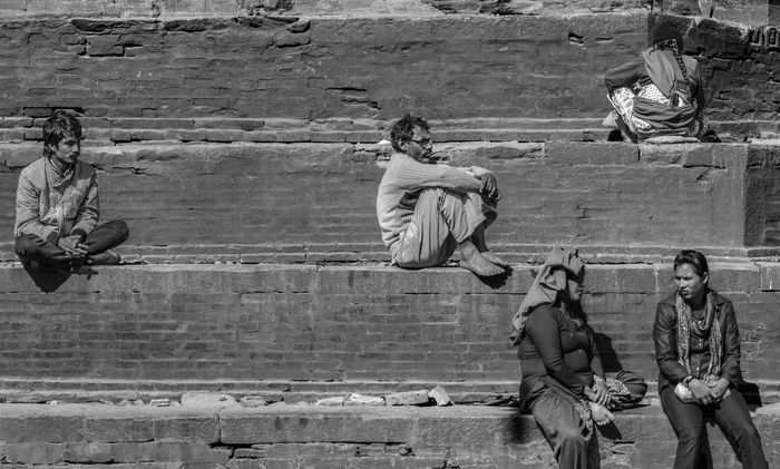 Gente en Durbar Square | Katmandú, Nepal | Dani Vottero, fotografo de viaje