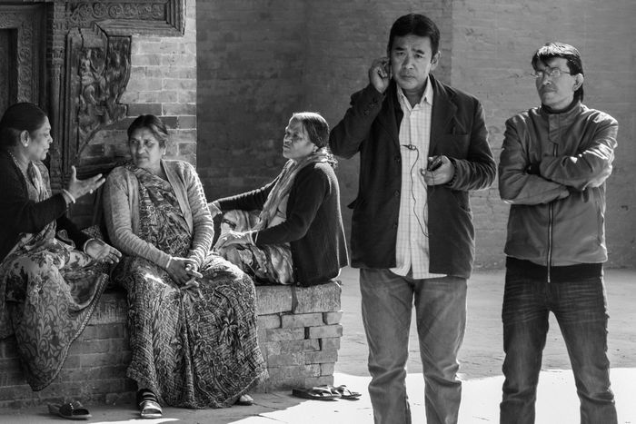 Persone a Durbar Square | Katmandu, Nepal | Dani Vottero, fotogarafo di viaggio