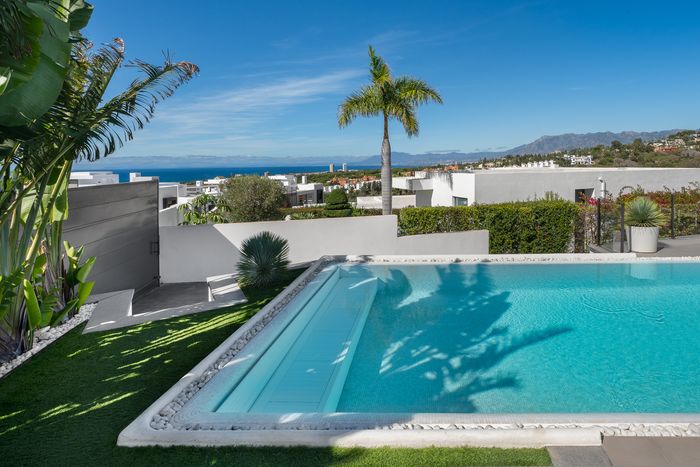 Pool and Sea View | Villa Cogan | Dani Vottero