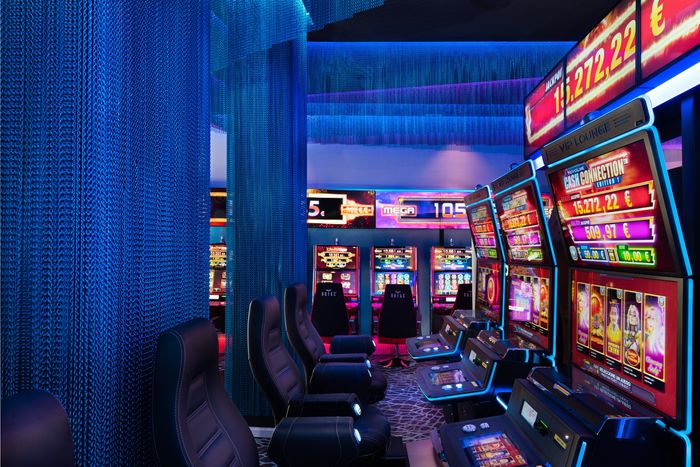 Chairs and Slot-Machines, Casino Marbella | Dani Vottero, interiors photographer