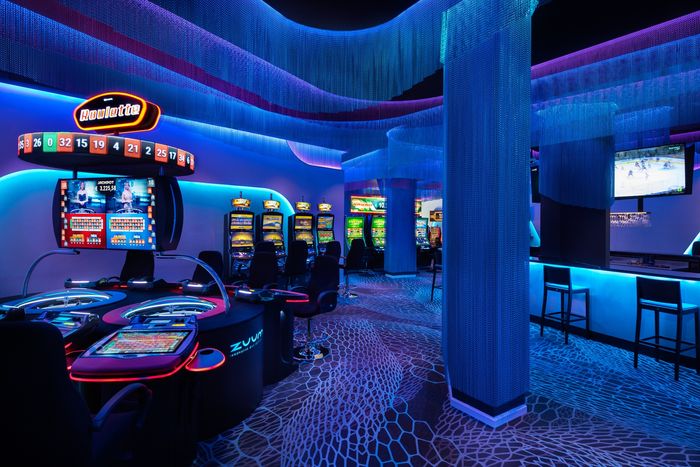 Casino Marbella, slot-machine area | Interiors photography | Dani Vottero