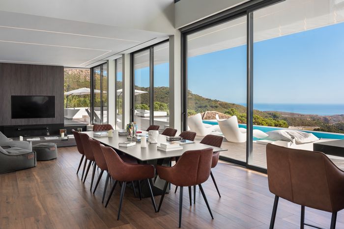 Comedor, Villa Cronos | Fotografía luxury real estate, Marbella | Dani Vottero