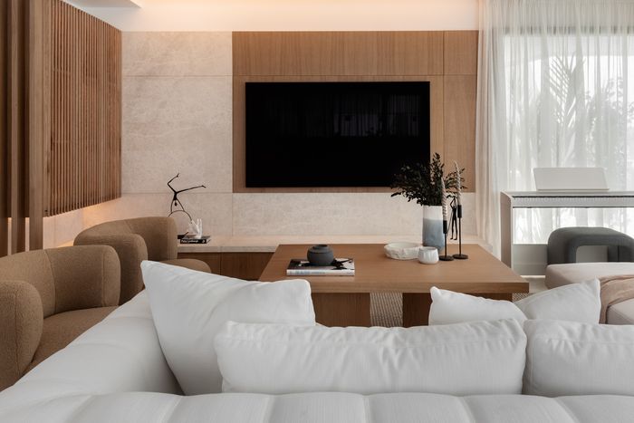 Sofà e TV | Fotografia di Interior Design a Mijas, Dani Vottero