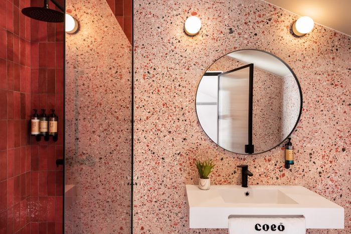 Bathroom in COEO Parras | Dani Vottero, holiday lettings photography in Malaga