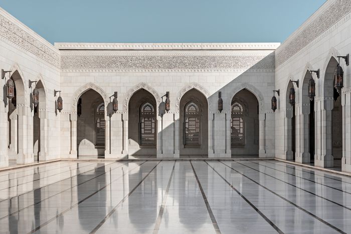 Secondary Patio | Sultan Qaboos Mosque, Muscat, Oman | Dani Vottero