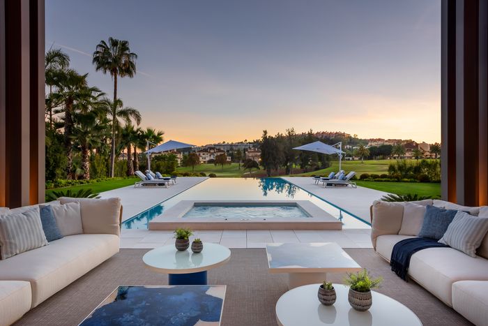 Pool, terrace and sunset | Dani Vottero, luxury real estate photographer in Malaga