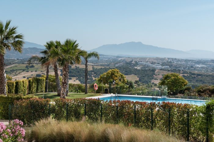 Pool and Landscape | Dani Vottero | Holiday Lettings photographer in Malaga