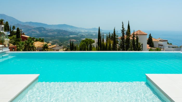 Pool and View | Holiday Lettings Photography in Granada, Dani Vottero