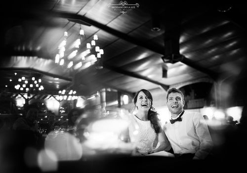 Artesano de la Luz - fotos de boda en la sobremesa
