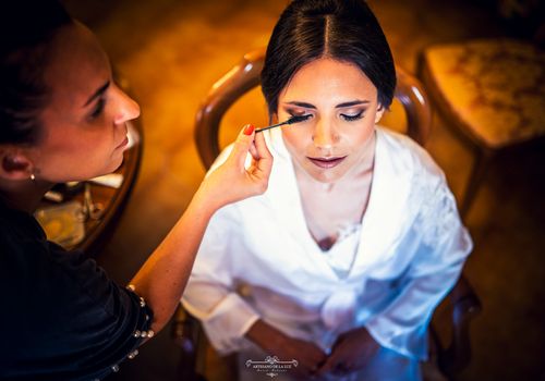 Artesano de la Luz - Fotografia de boda - detalle del maquillaje de la novia
