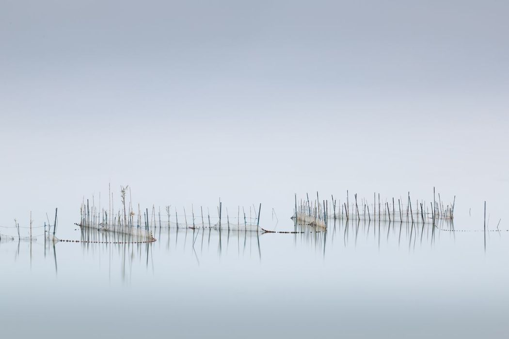 minimalist image 5 fishermen's net in Valencia Spain