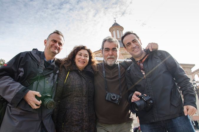 group of street photographers valencia photo taken in a photo walk with louis alarcon