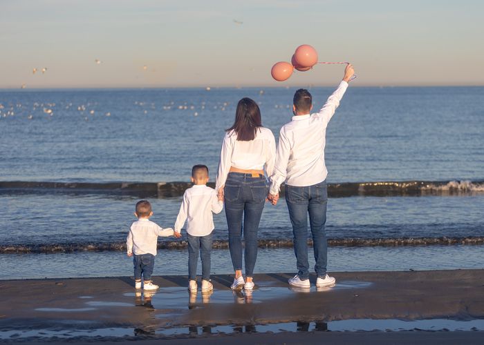 Bea & Santi y familia