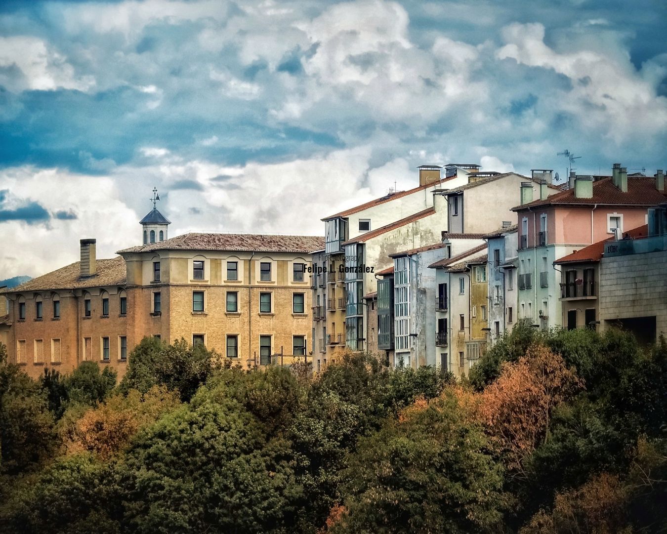 Vistas desde el Parque de la Taconera en Pamplona