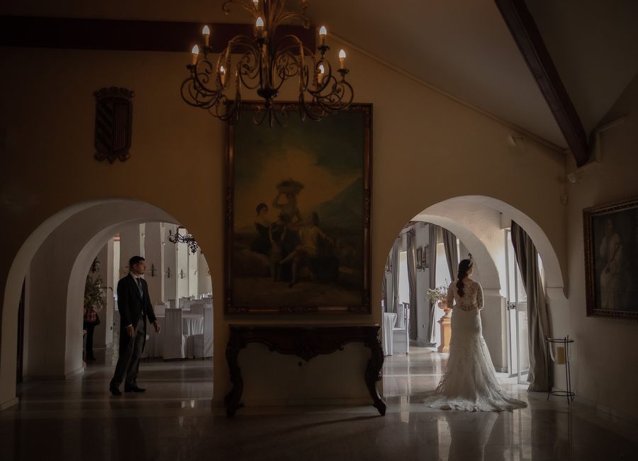 Postboda en la Hacienda El Rosalejo: Un Viaje en el Tiempo con Miriam y Martín