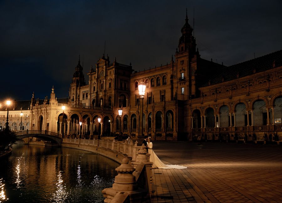 Post Boda en la Plaza de España de Sevilla: Fotógrafo de Bodas en Sevilla – Foto Alba