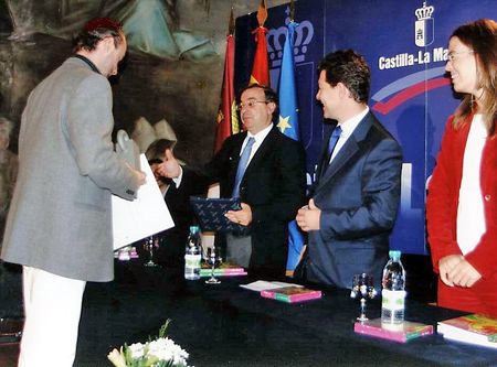 Picking up a music award by the Regional Government of Castilla - La Mancha, in 2004