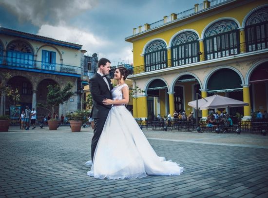 Best Wedding Photographer in Havana , Cuba 