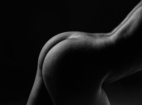 Bodyscapes Fine Art Nude Photography  by izuky havana cuba