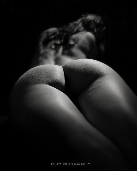 Bodyscapes Fine Art Nude Photography  by izuky havana cuba