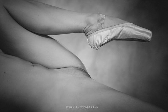 Bodyscapes Fine Art Nude Photography  by izuky havana cuba