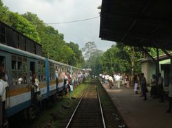 Pasajeros al tren!!!. Rumbo a Kandy