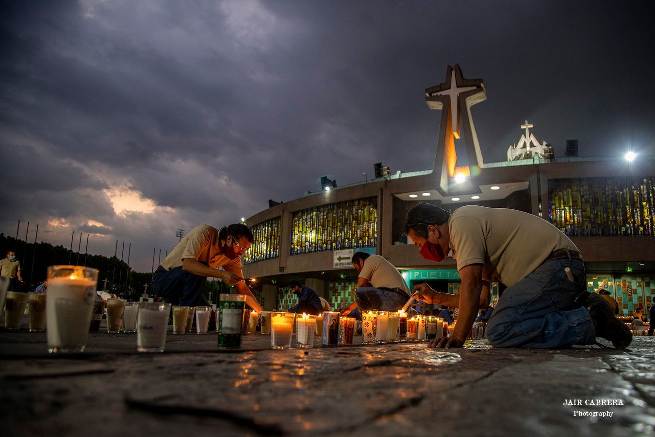 La Basílica de Guadalupe, el recinto católico más importante de América cerró sus puertas para evitar contagios de Covid-19, donde cada año acuden cerca de 7 millones de personas. Diciembre 2020