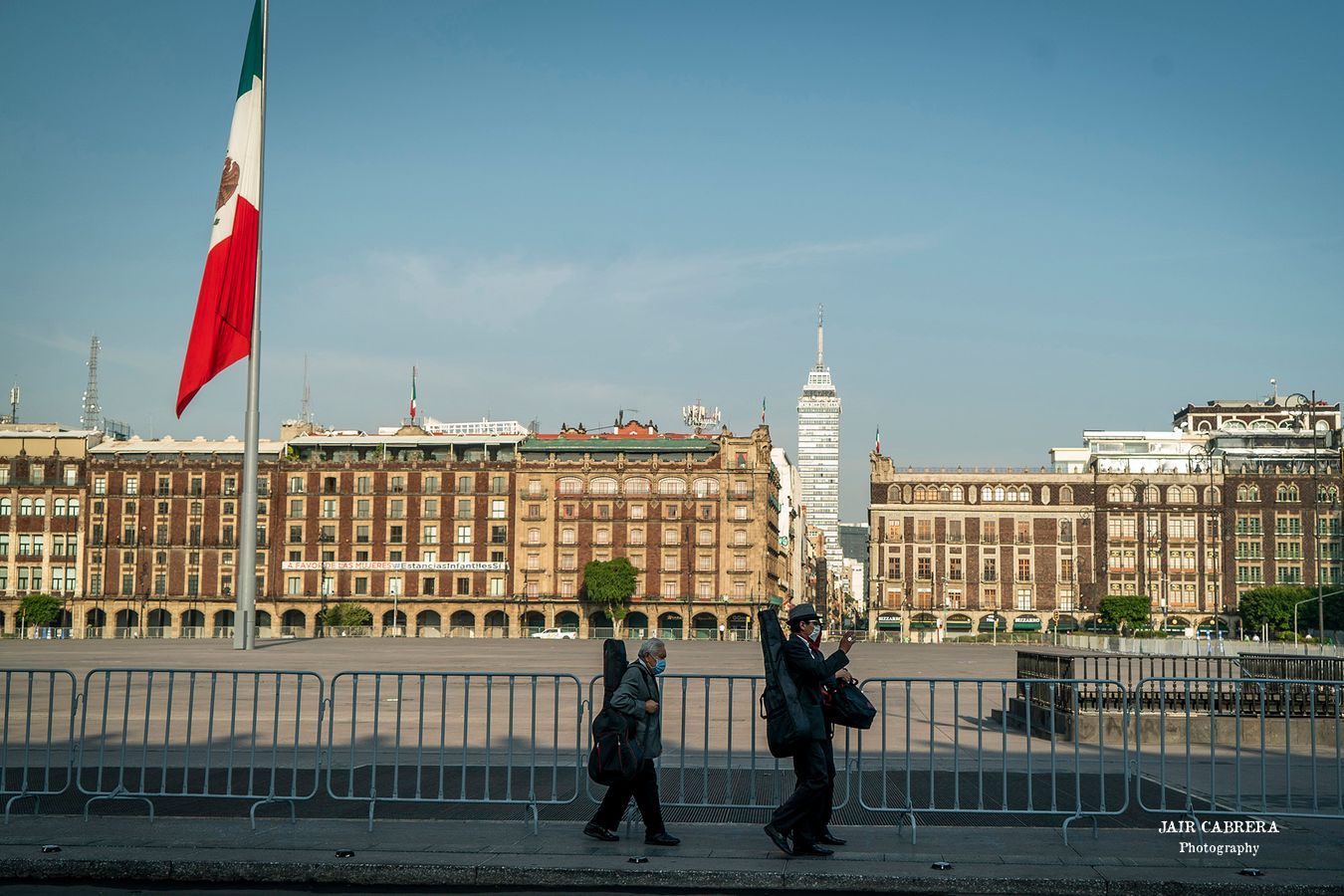 Los músicos se vieron afectados por el cierre de restaurantes y centro de convivencia en la Ciudad de México a causa del Covid-19. Abril 2020 