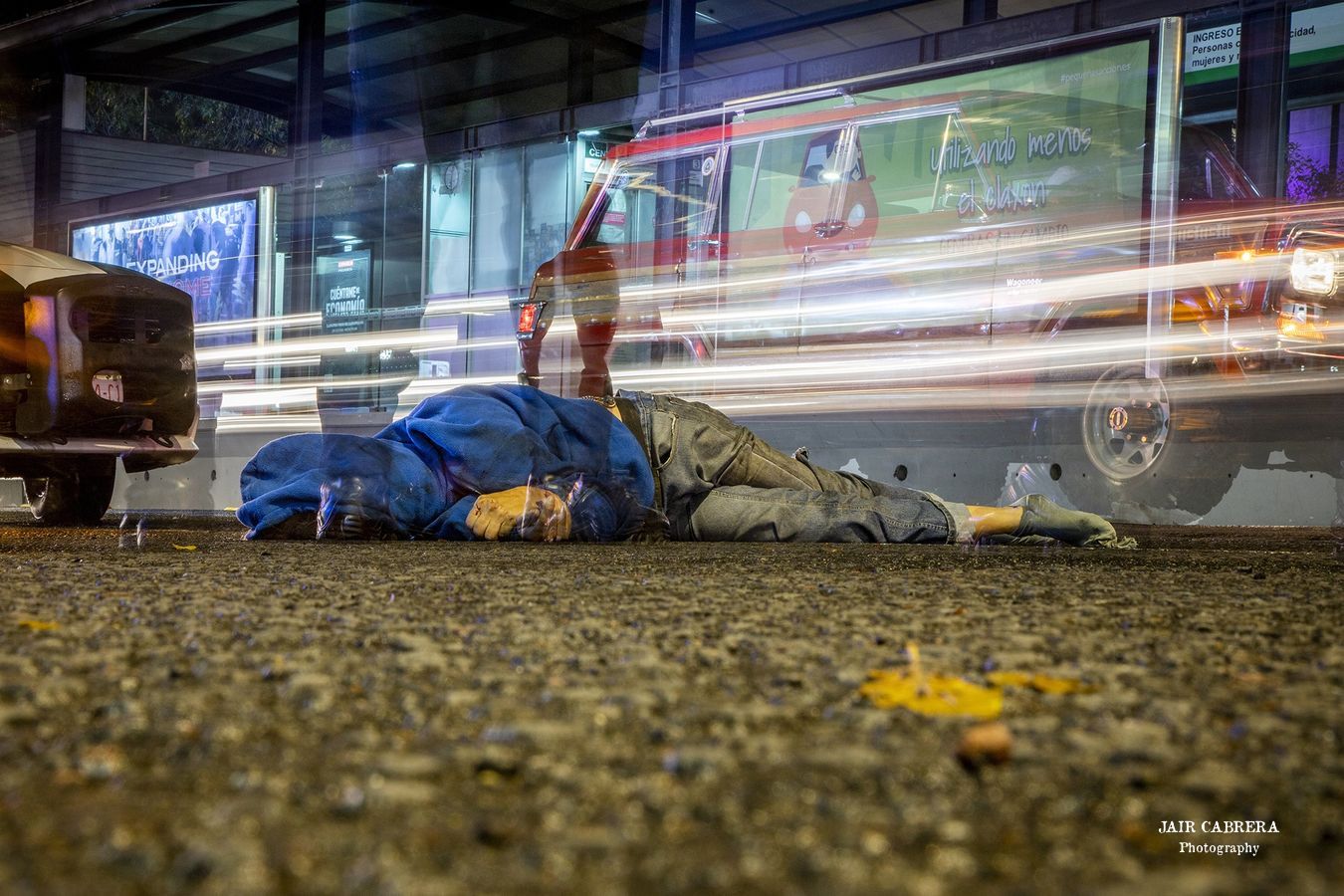 Un ciclista perdió la vida después de ser arrollado por una camioneta sobre la avenida Cuauhtémoc en la colonia Roma, en la Ciudad de México. Octubre 2020