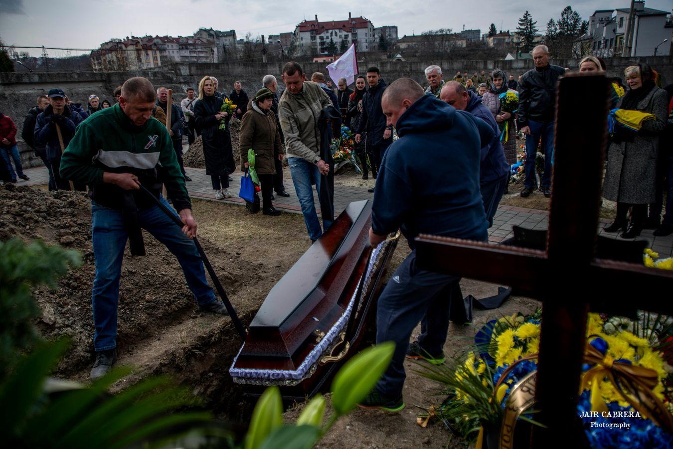 Funeral de 3 soldados que murieron en combate durante la guerra en Ucrania.Lviv, Ucrania. Marzo 2022