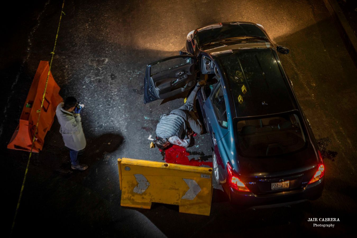 Un hombre que viajaba con su hija fue asesinado a tiros después de que se resistiera a un robo sobre la avenida Francisco del Paso y Troncoso y Apatlaco en Iztapalapa. Noviembre 2022