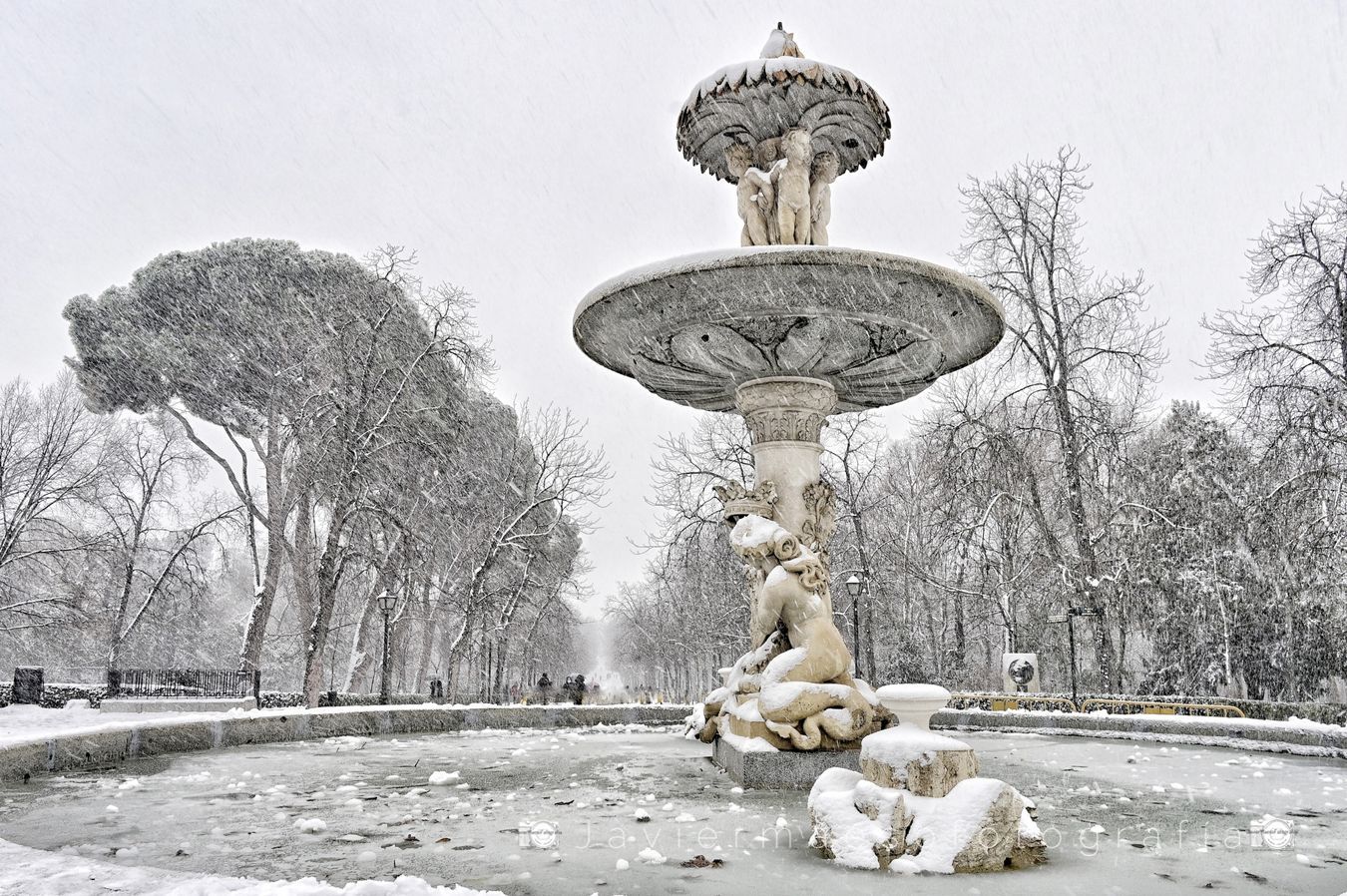 Fuente de la Alcachofa - Parque del Retiro (Madrid)