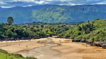 Playa de Poo 