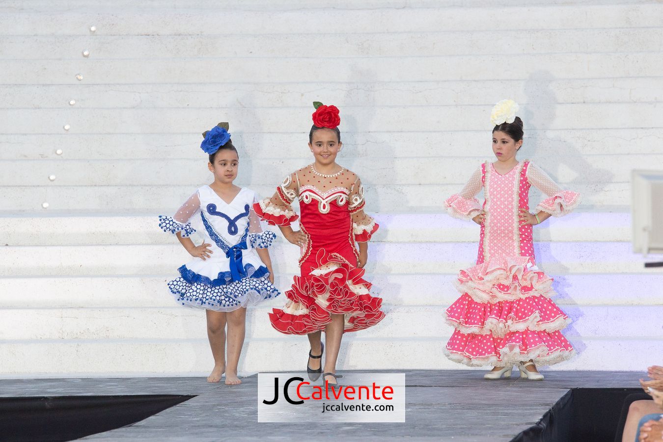 estepona fotografo desfile pepi alonso moda flamenca en el orquidarioestepona fotografo desfile pepi alonso moda flamenca en el orquidario