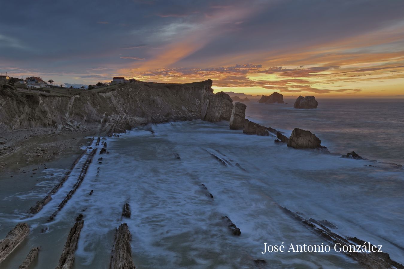 Urros de Liencres. Costa Quebrada