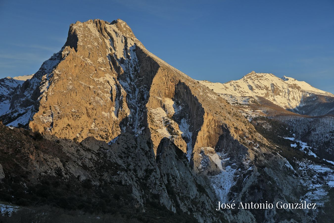 Peña Ventosa y Peña Sagra