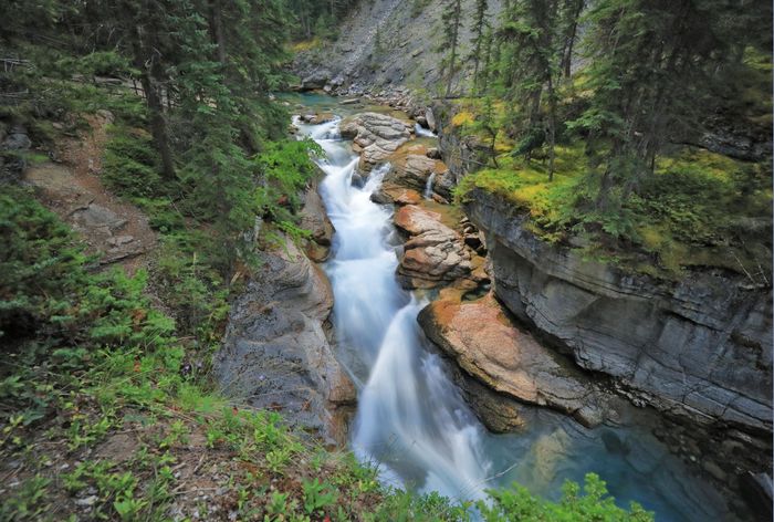 Maligne Canyon