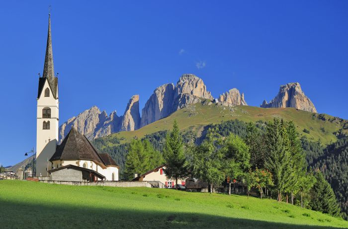  Parrocchia di Sant'Antonio di Canazei